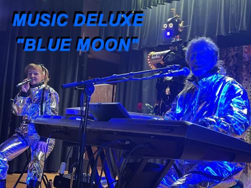 Music-Deluxe-Blue-Moon
